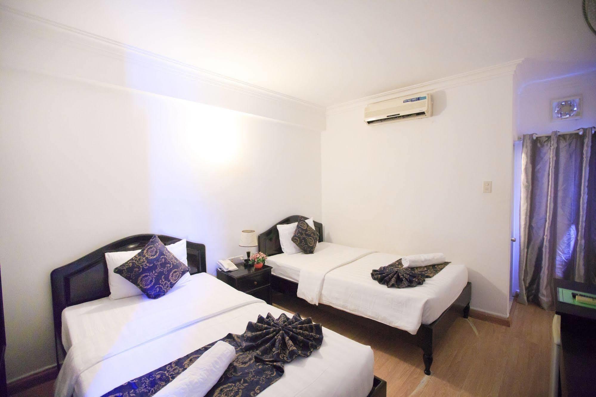 Pho Bien Hotel На Транг Екстериор снимка