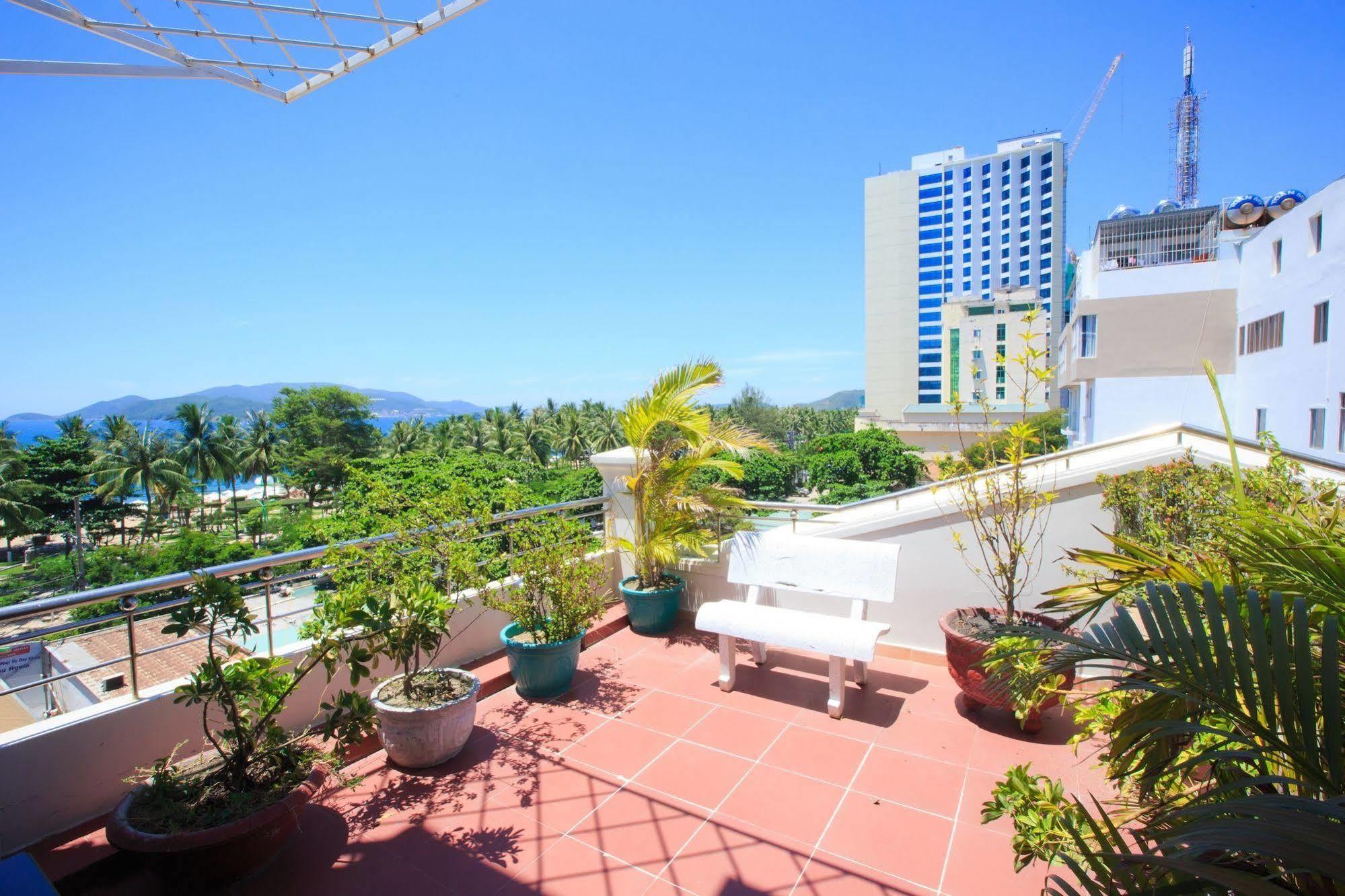 Pho Bien Hotel На Транг Екстериор снимка