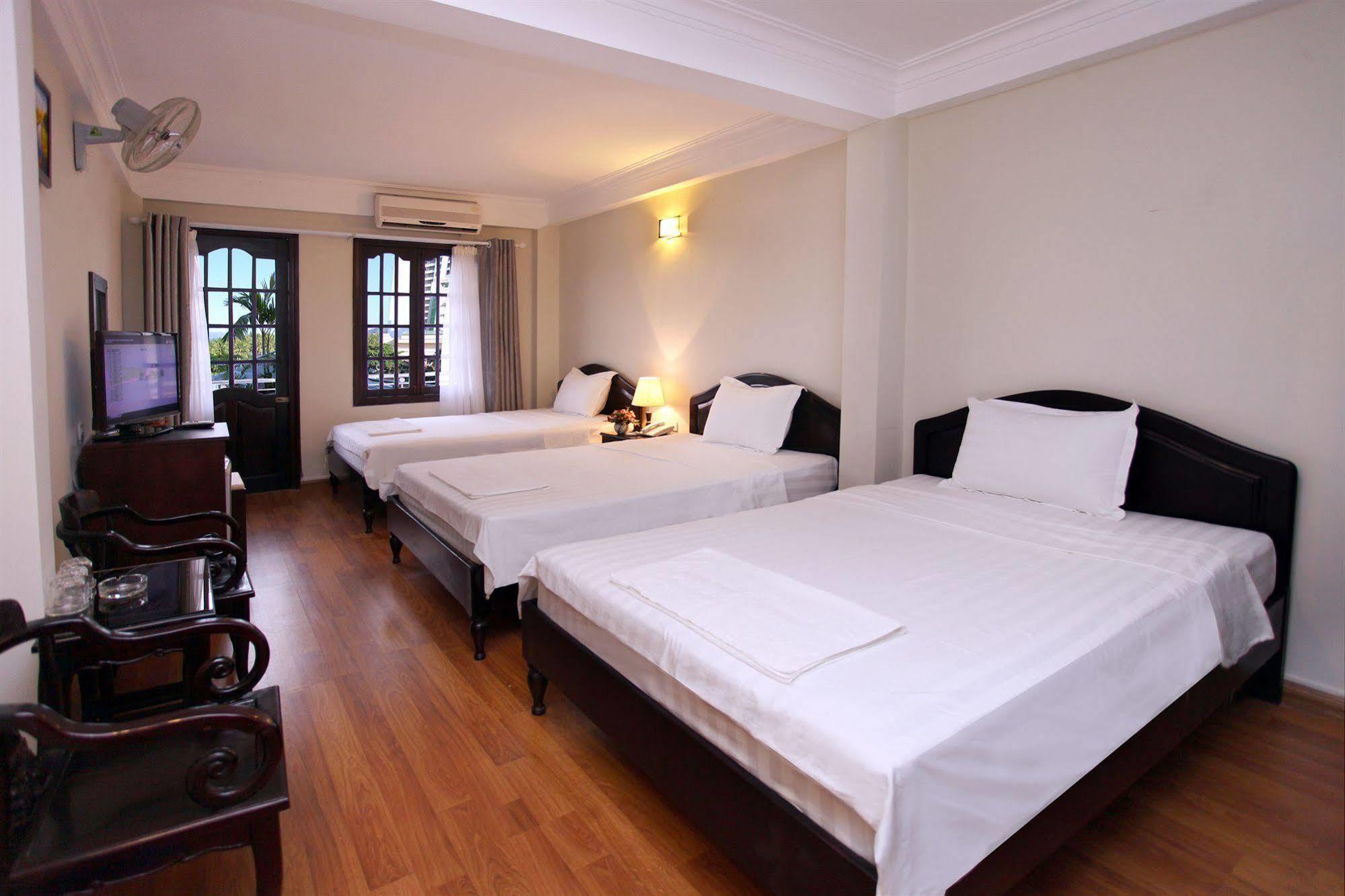 Pho Bien Hotel На Транг Екстериор снимка